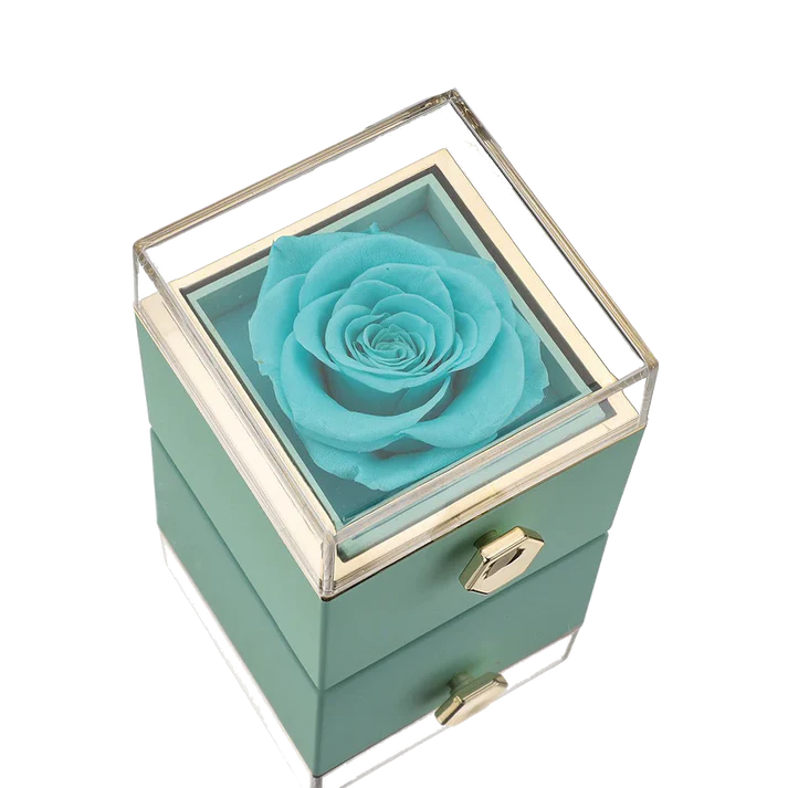 NECKLACE / ROSE BOX