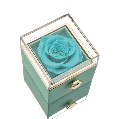 NECKLACE / ROSE BOX