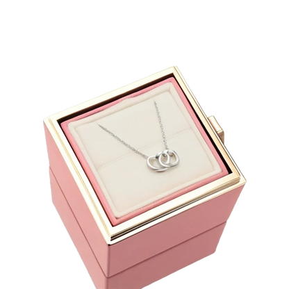 NECKLACE / ROSE BOX