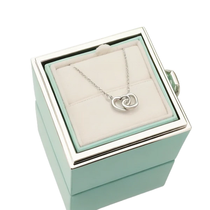 NECKLACE / ROSE BOX